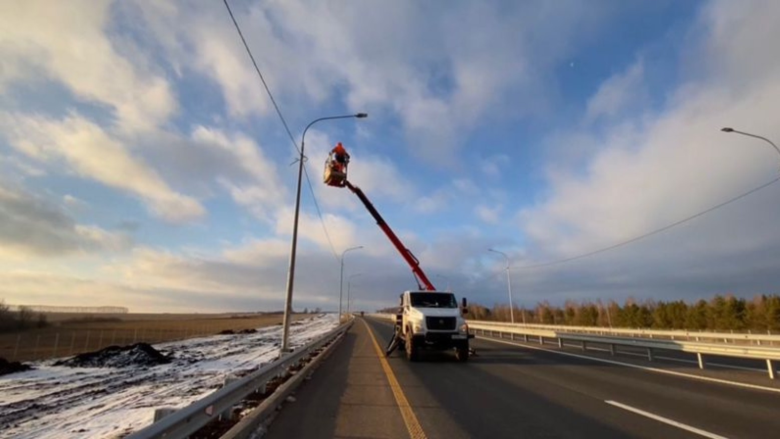 На дороге Дюртюли-Ачит в Башкирии подключили освещение