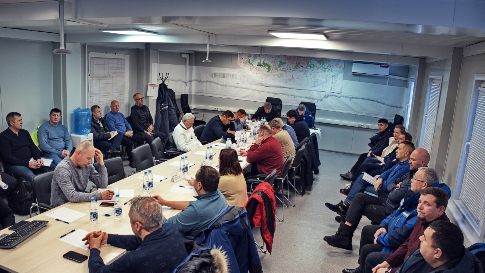 Работа на 1 этапе дороги Дюртюли-Ачит кипит несмотря на холод - слайд 1