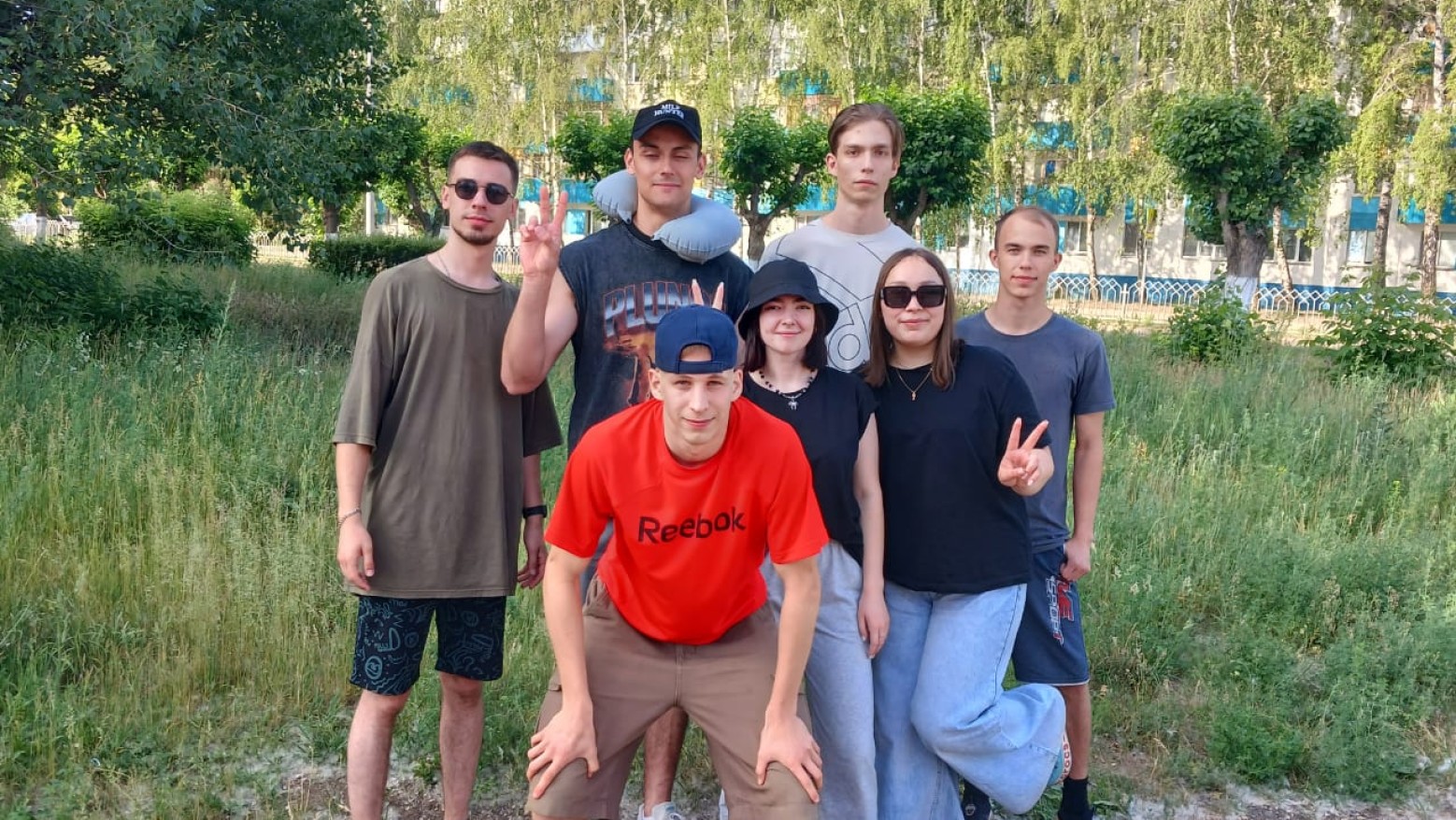 Первый десант студентов приехал на производственную базу СК «Автодор» - слайд 1