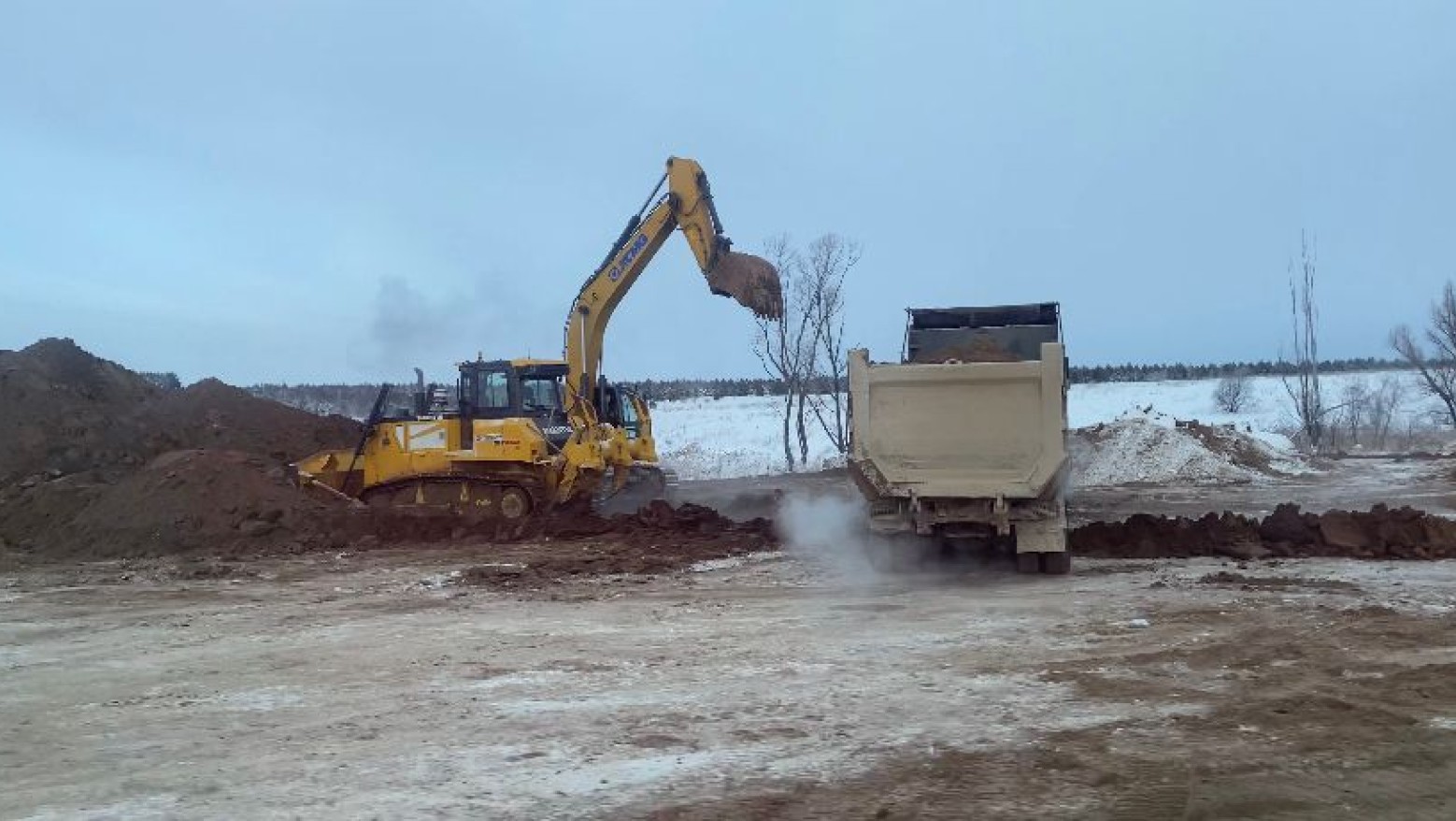 Около 700 человек трудятся на участке 90-100 1 этапа дороги Дюртюли-Ачит - слайд 2