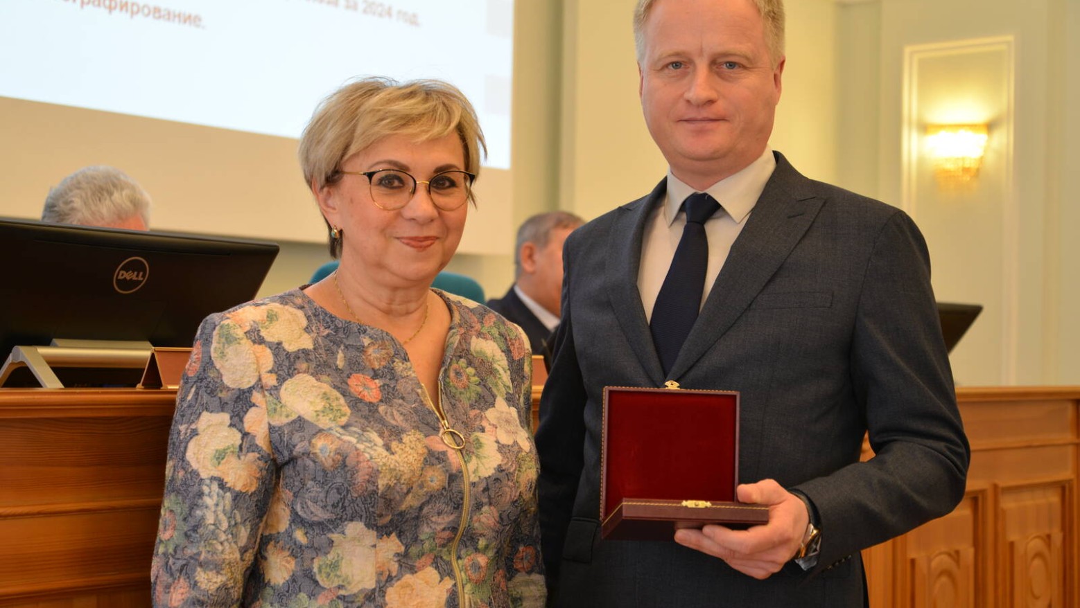 Сотрудникам СК «Автодор» вручили государственные награды - слайд 2