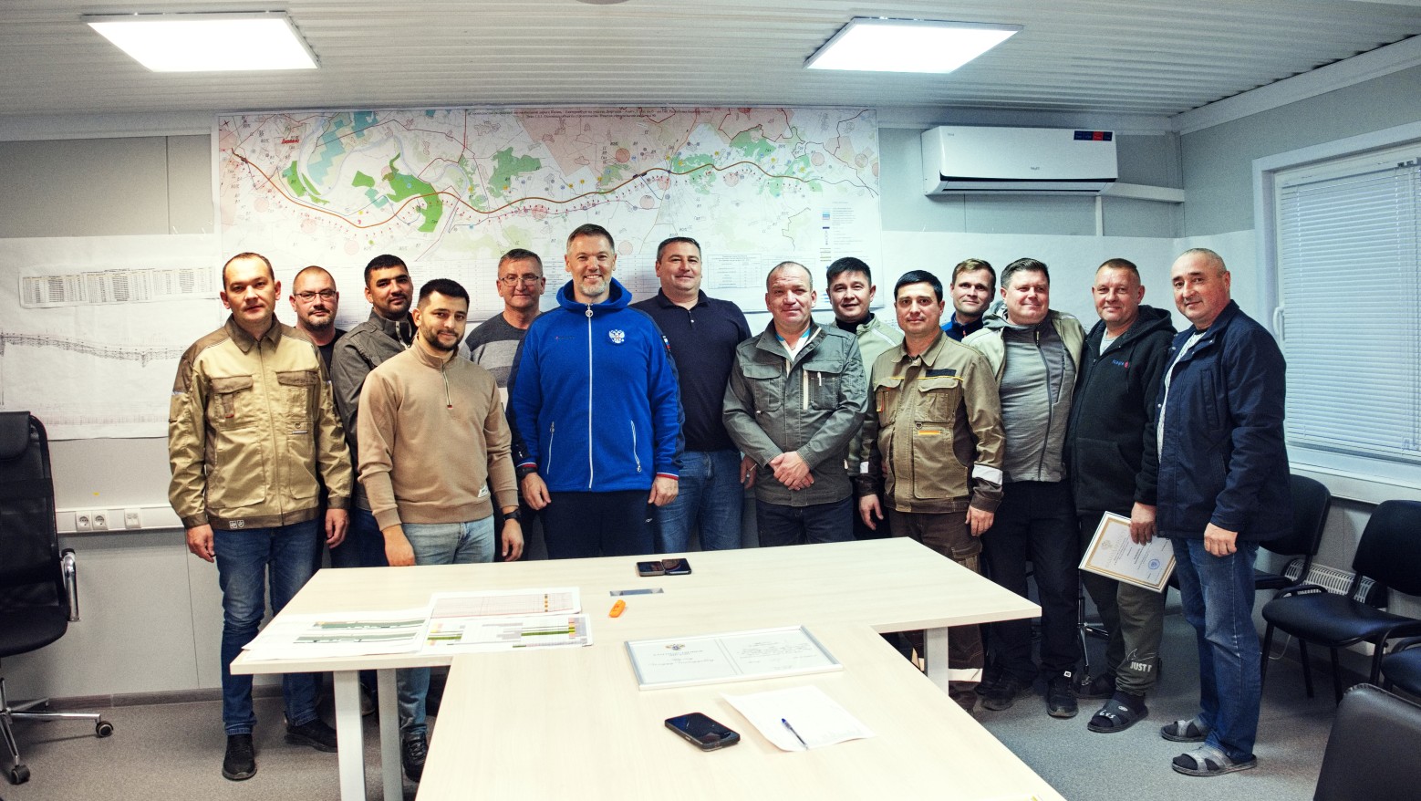 Гендиректор СК "Автодор" Рамиль Шайдуллин вручил почетные награды в преддверии Дня дорожника